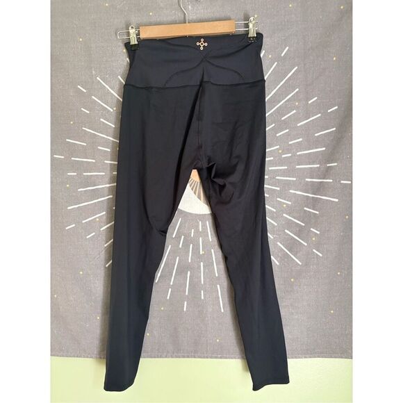 Tommy Copper Pro-Grade Lower Back Support Leggings - Picture 5 of 5